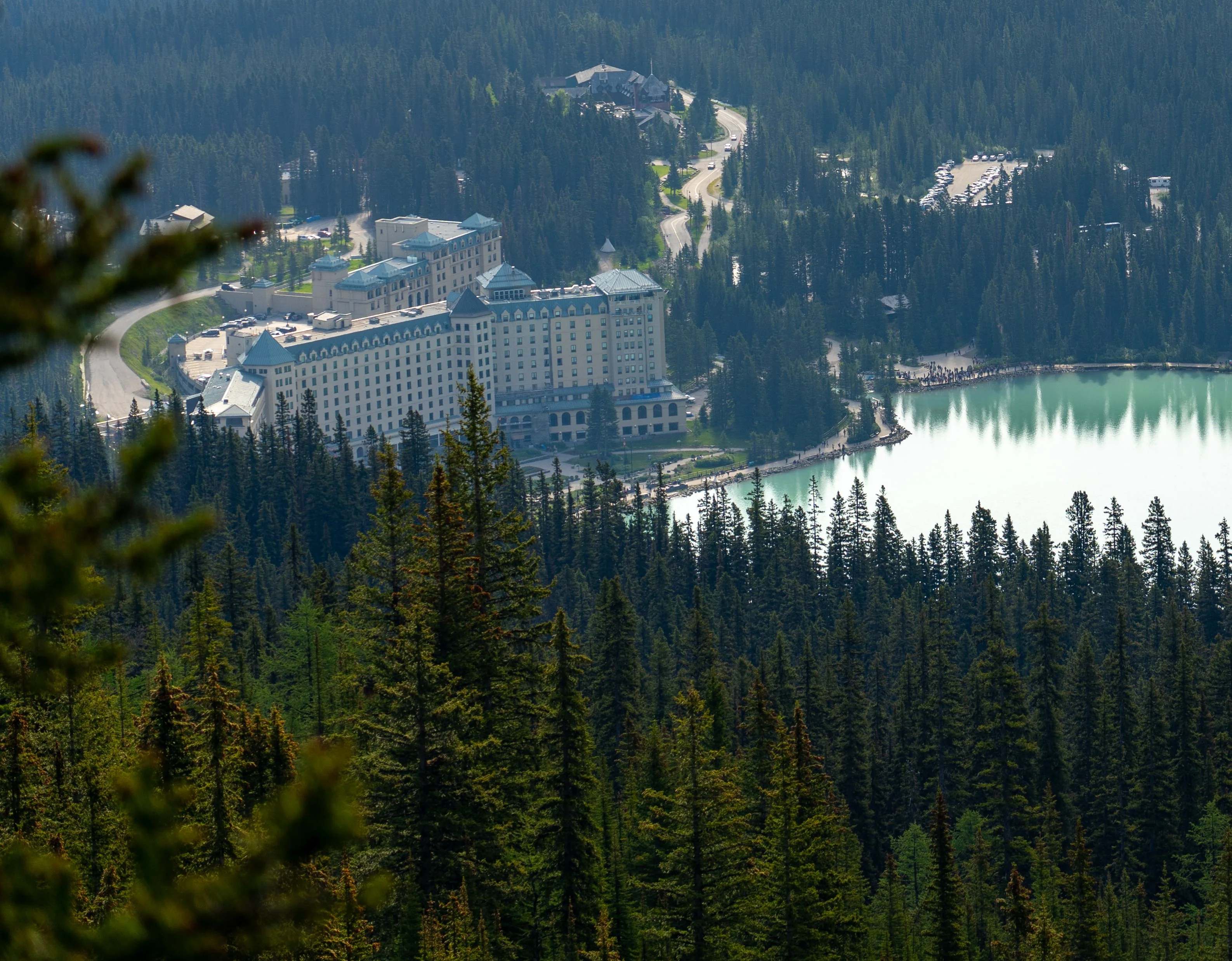 Lake Louise Luxury Resort